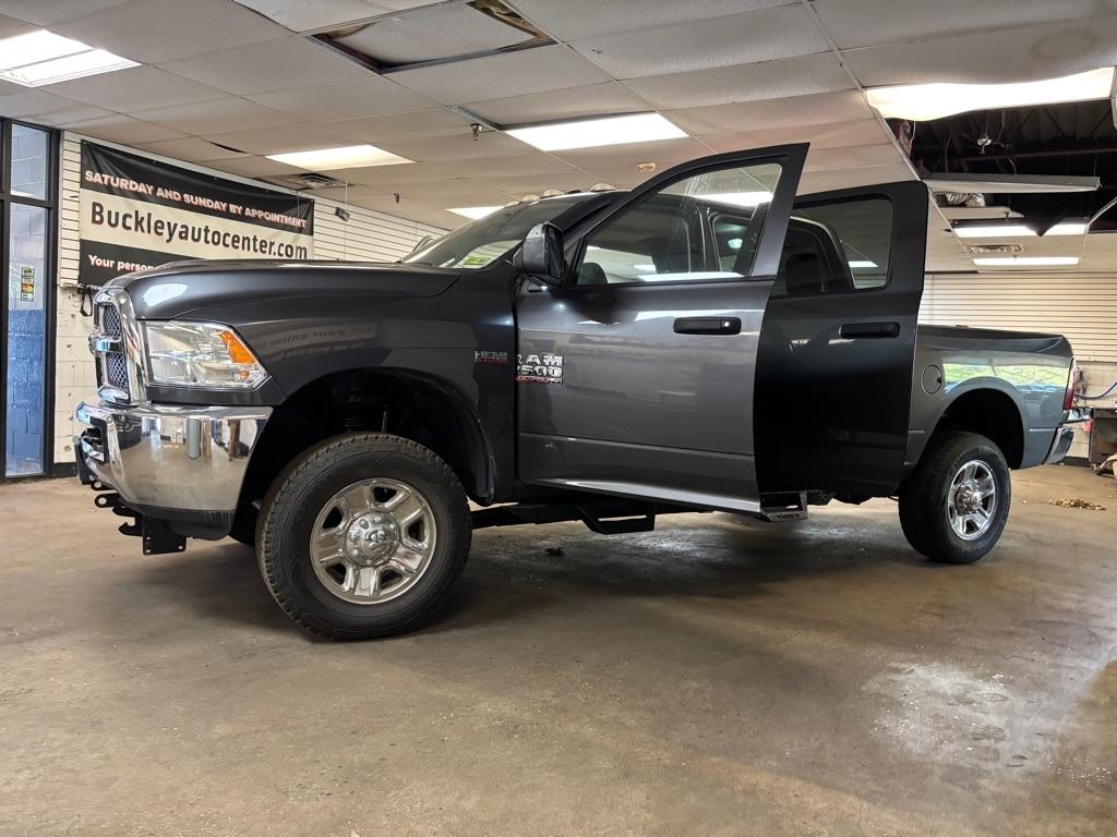 RAM 2500 Tradesman Crew Cab SWB 4WD 2018