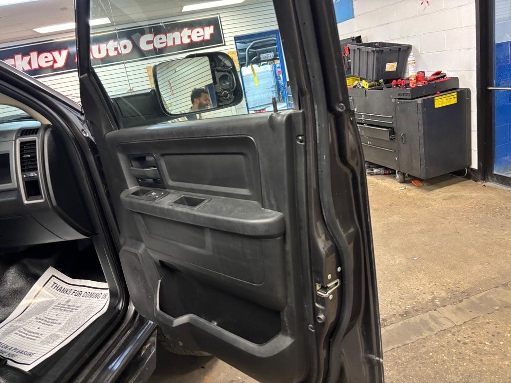 RAM 2500 Tradesman Crew Cab SWB 4WD 2018