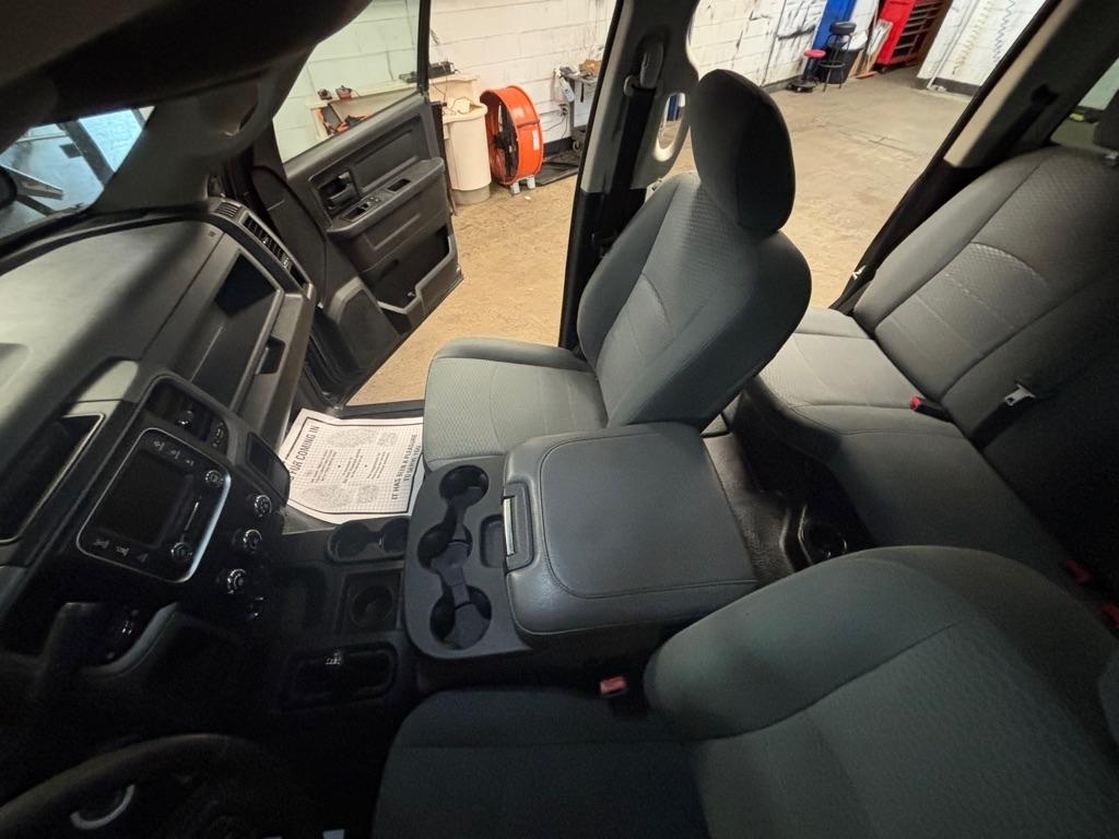 RAM 2500 Tradesman Crew Cab SWB 4WD 2018