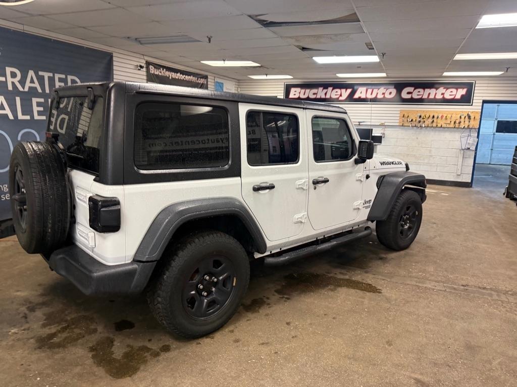 Jeep Wrangler Unlimited Sport 2018