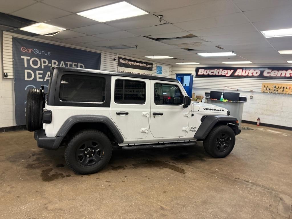 Jeep Wrangler Unlimited Sport 2018