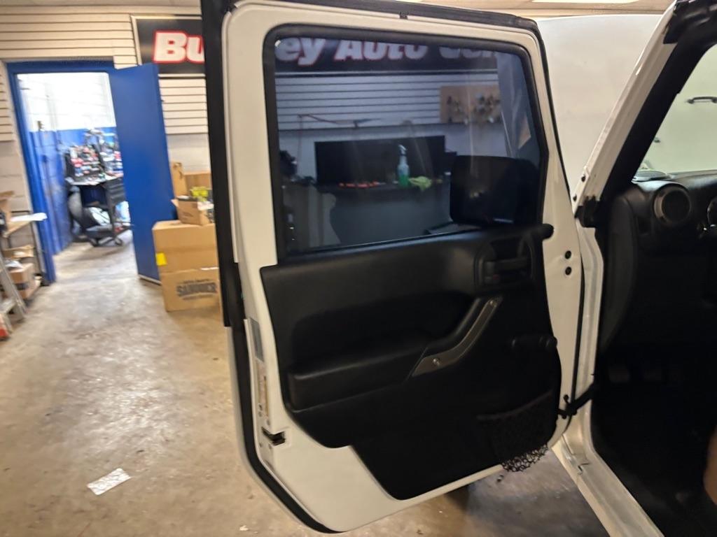 Jeep Wrangler Unlimited Sport 2018