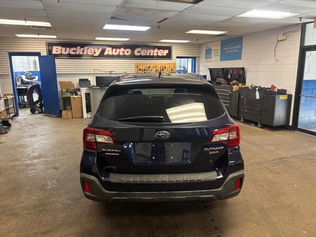 Subaru Outback 3.6R Touring 2018