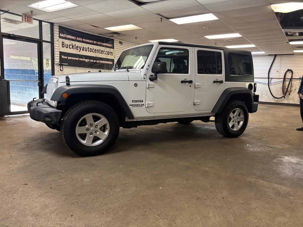 Jeep Wrangler Unlimited Sport 4WD 2017