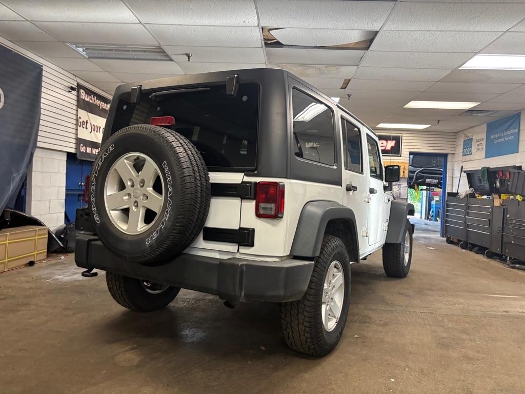 Jeep Wrangler Unlimited Sport 4WD 2017