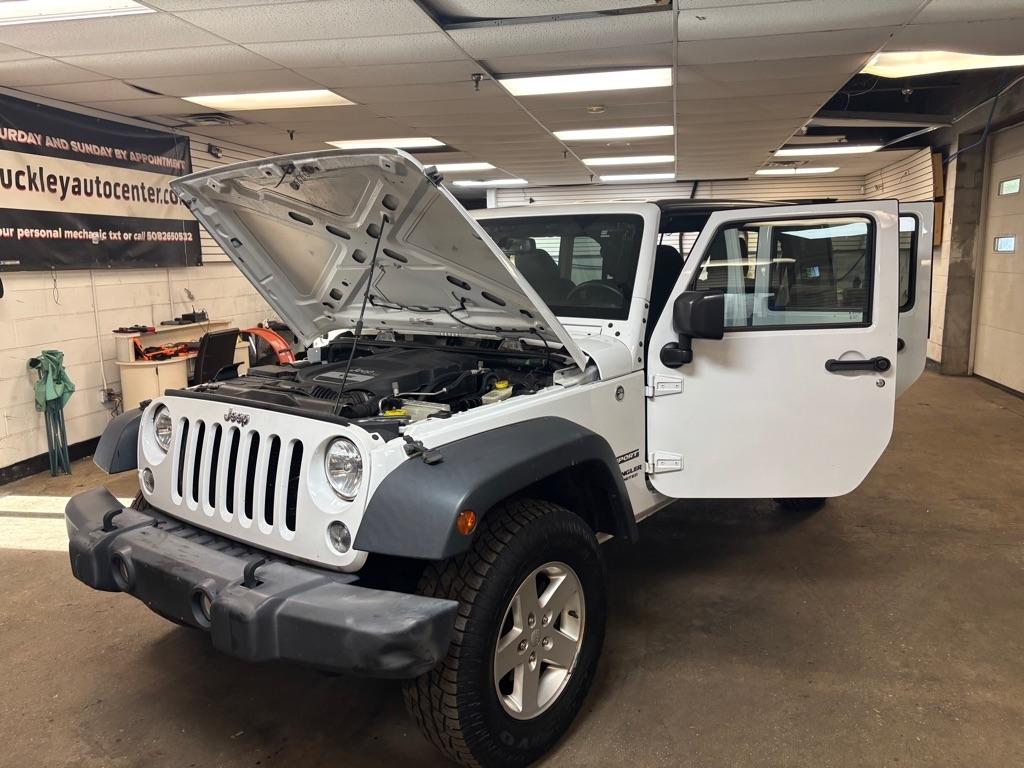 Jeep Wrangler Unlimited Sport 4WD 2017