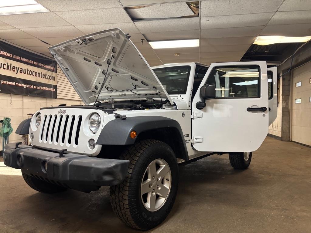 Jeep Wrangler Unlimited Sport 4WD 2017