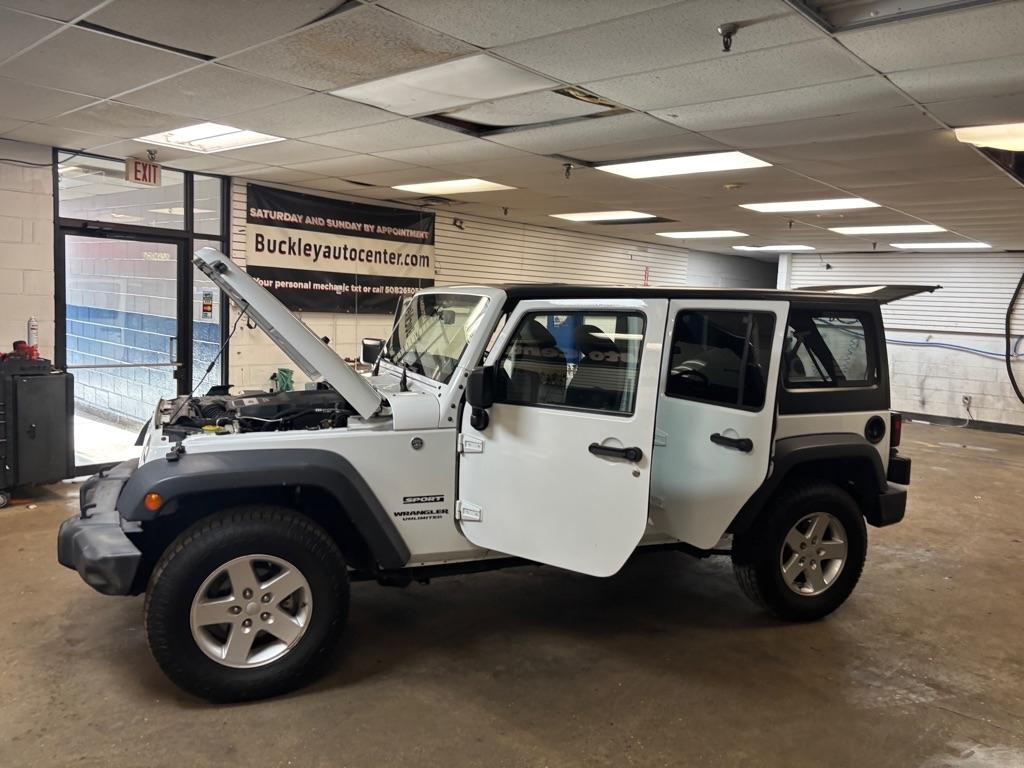 Jeep Wrangler Unlimited Sport 4WD 2017