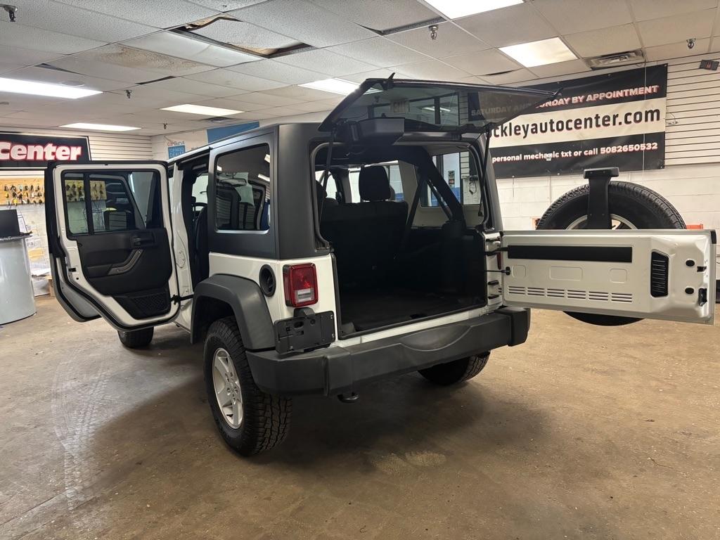 Jeep Wrangler Unlimited Sport 4WD 2017