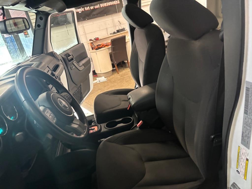 Jeep Wrangler Unlimited Sport 4WD 2017