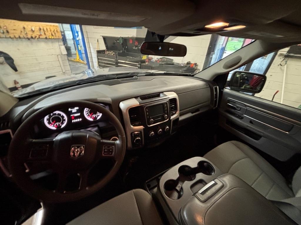 RAM 1500 Classic Tradesman Crew Cab LWB 4WD 2020