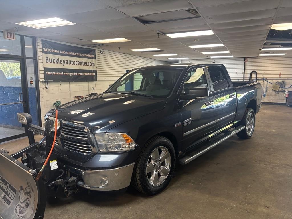 RAM 1500 SLT Crew Cab LWB 4WD 2016