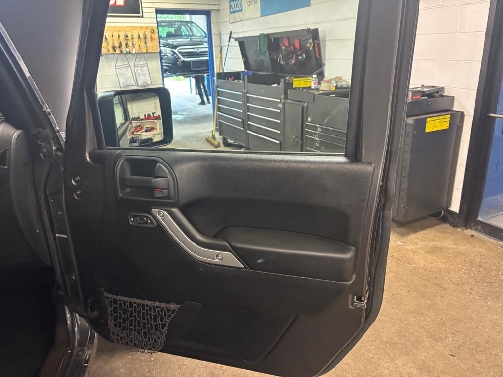 Jeep Wrangler Rubicon 4WD 2016