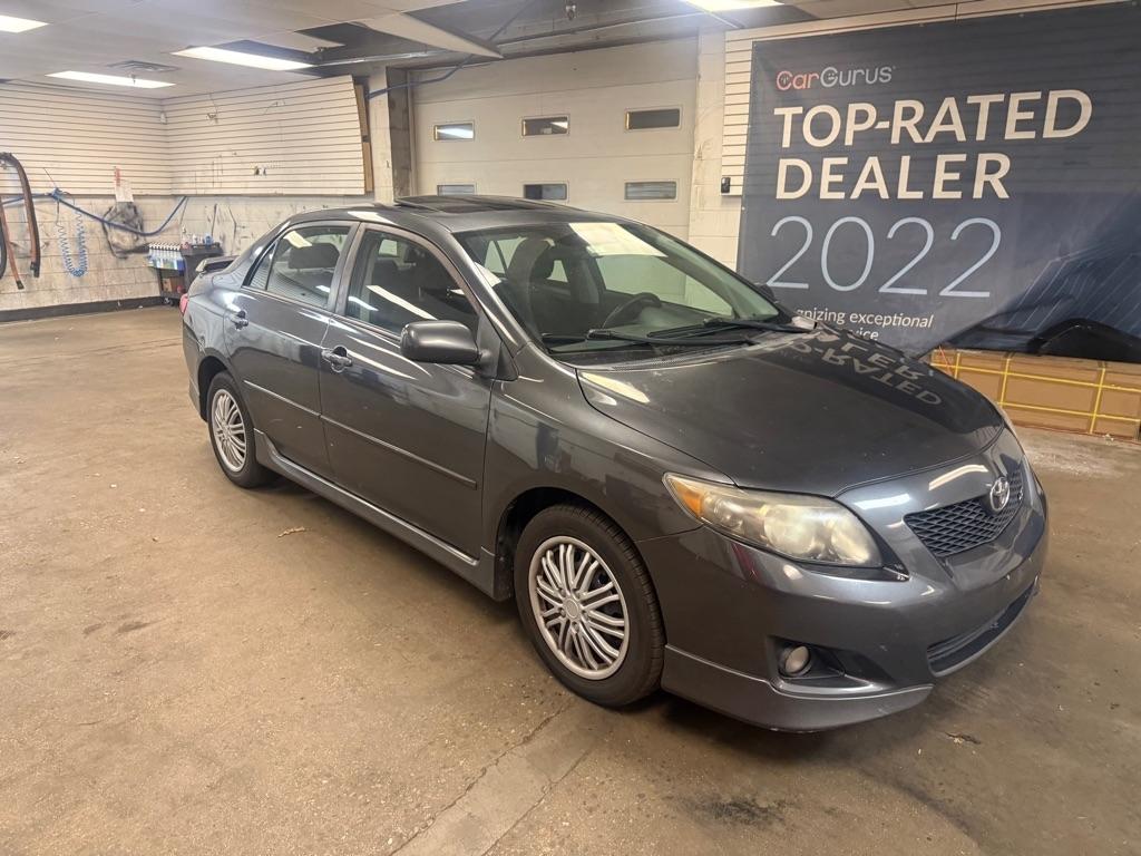 Toyota Corolla S 5-Speed MT 2010