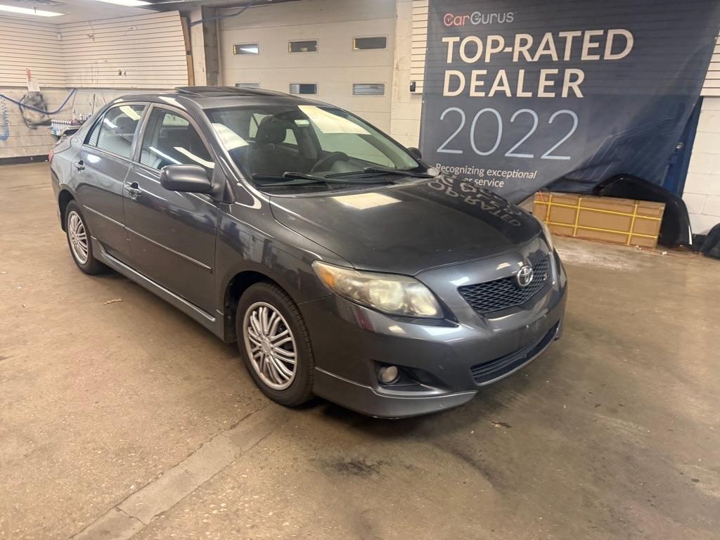 Toyota Corolla S 5-Speed MT 2010