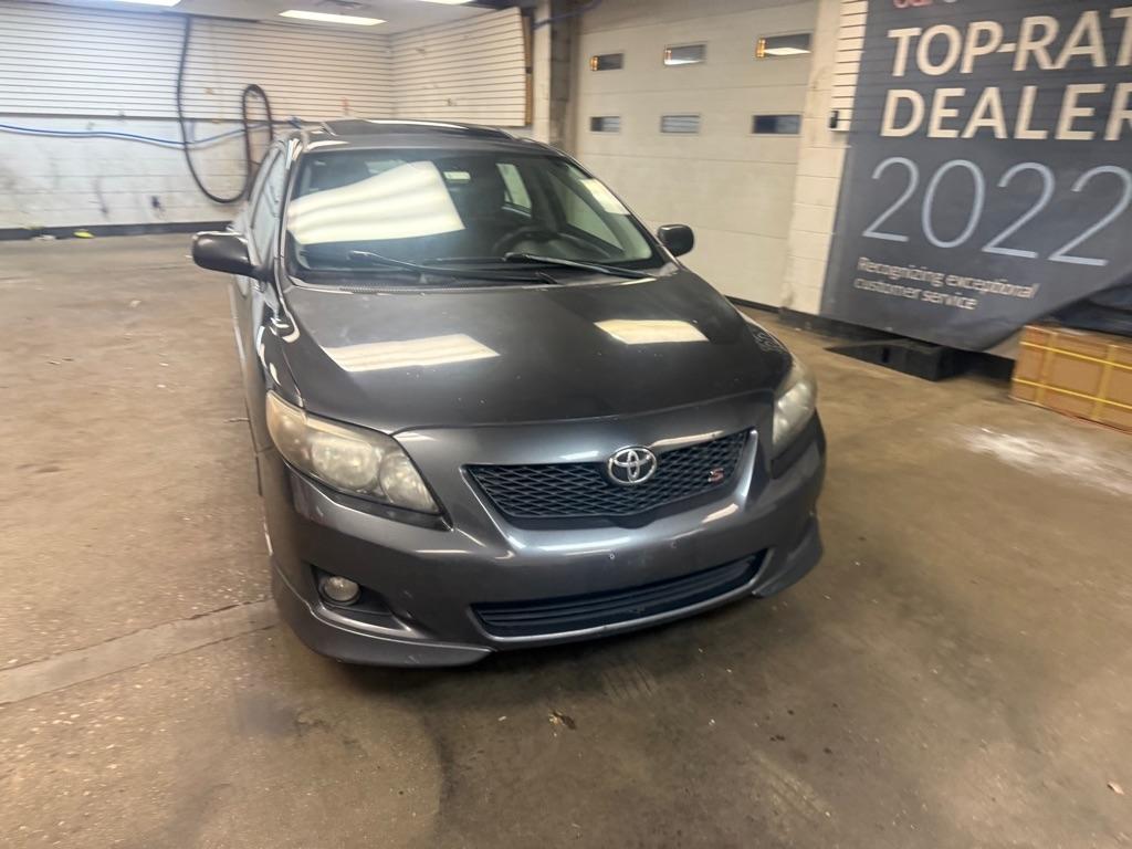 Toyota Corolla S 5-Speed MT 2010