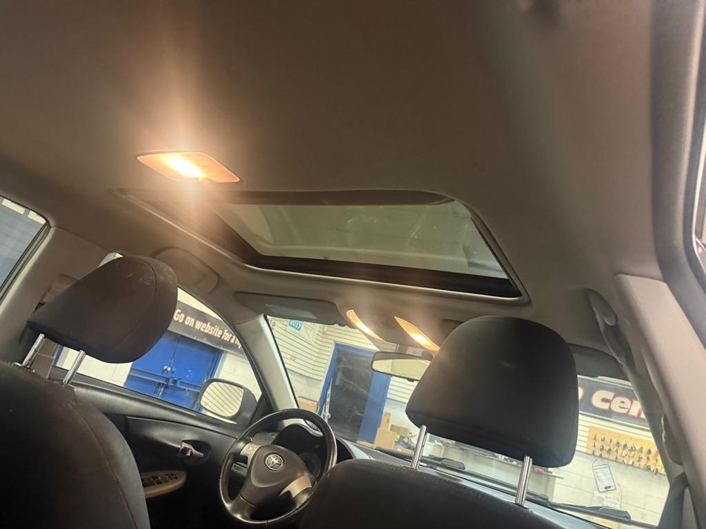 Toyota Corolla S 5-Speed MT 2010