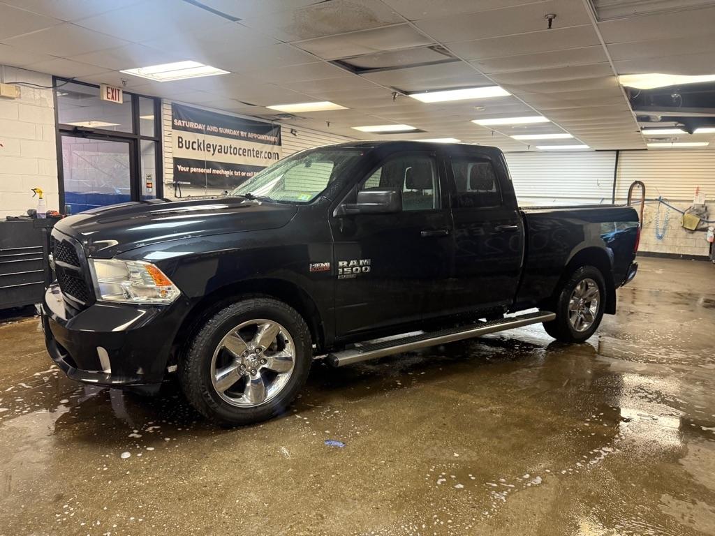 RAM 1500 Classic Tradesman Quad Cab 4WD 2019