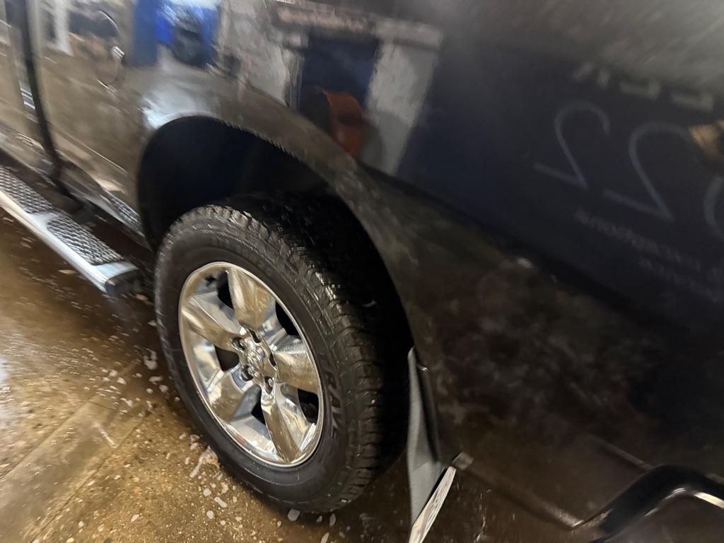 RAM 1500 Classic Tradesman Quad Cab 4WD 2019