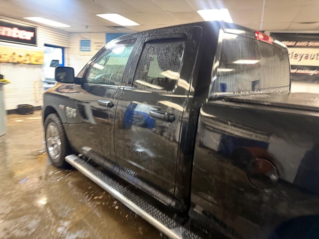 RAM 1500 Classic Tradesman Quad Cab 4WD 2019