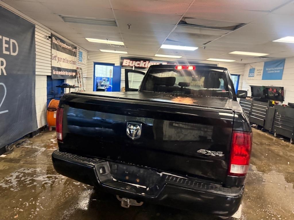 RAM 1500 Classic Tradesman Quad Cab 4WD 2019