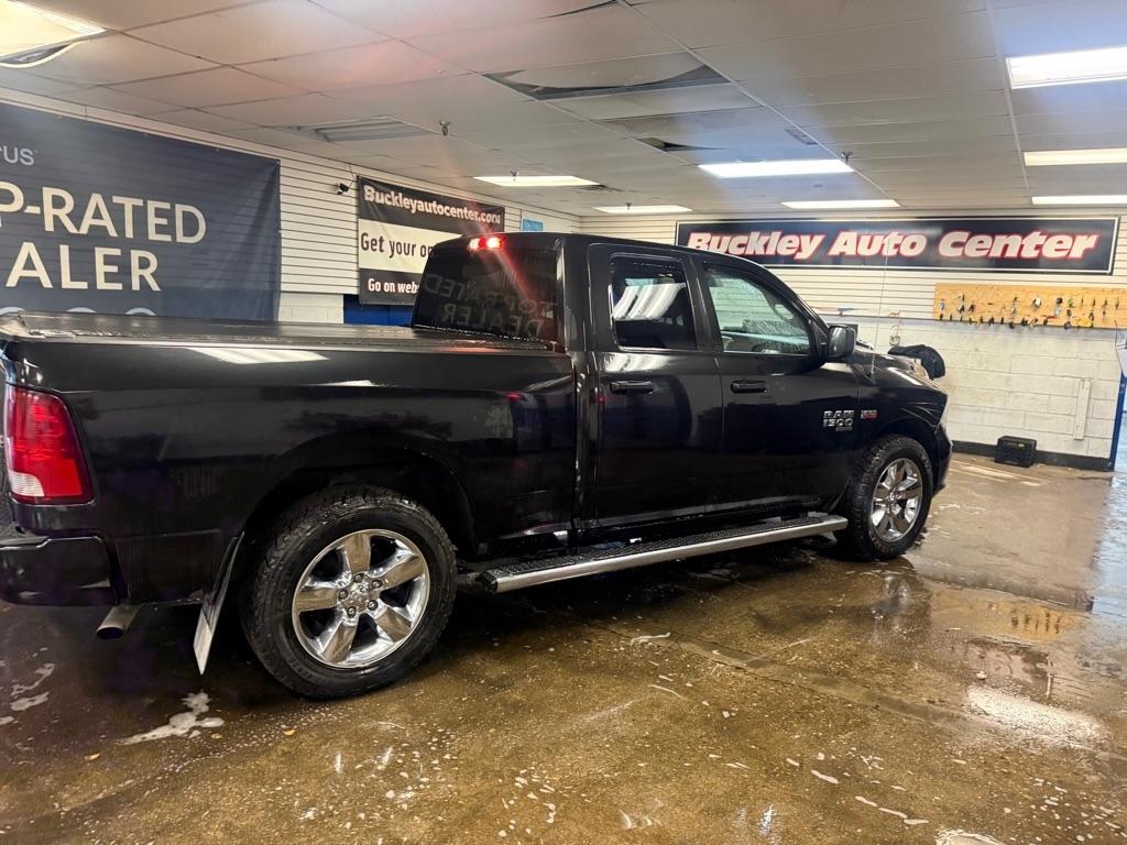 RAM 1500 Classic Tradesman Quad Cab 4WD 2019