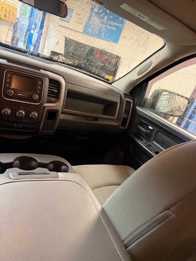 RAM 1500 Classic Tradesman Quad Cab 4WD 2019