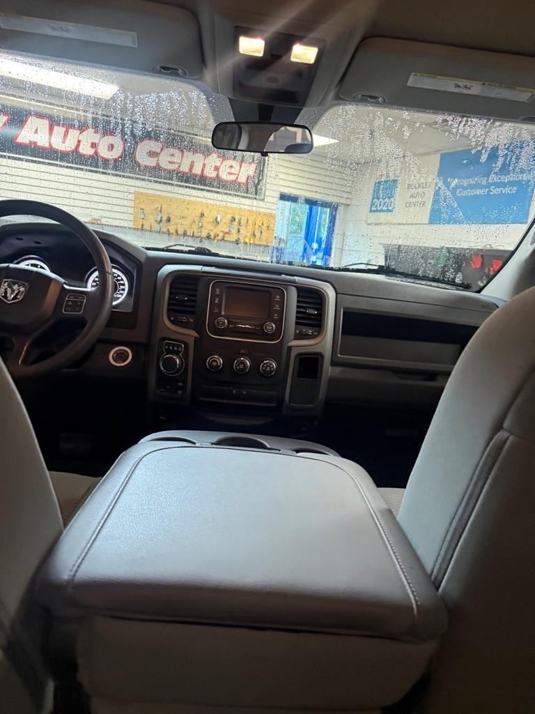 RAM 1500 Classic Tradesman Quad Cab 4WD 2019