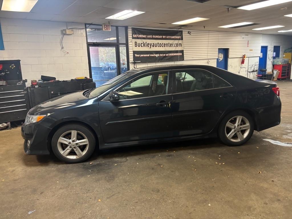 Toyota Camry L 2014