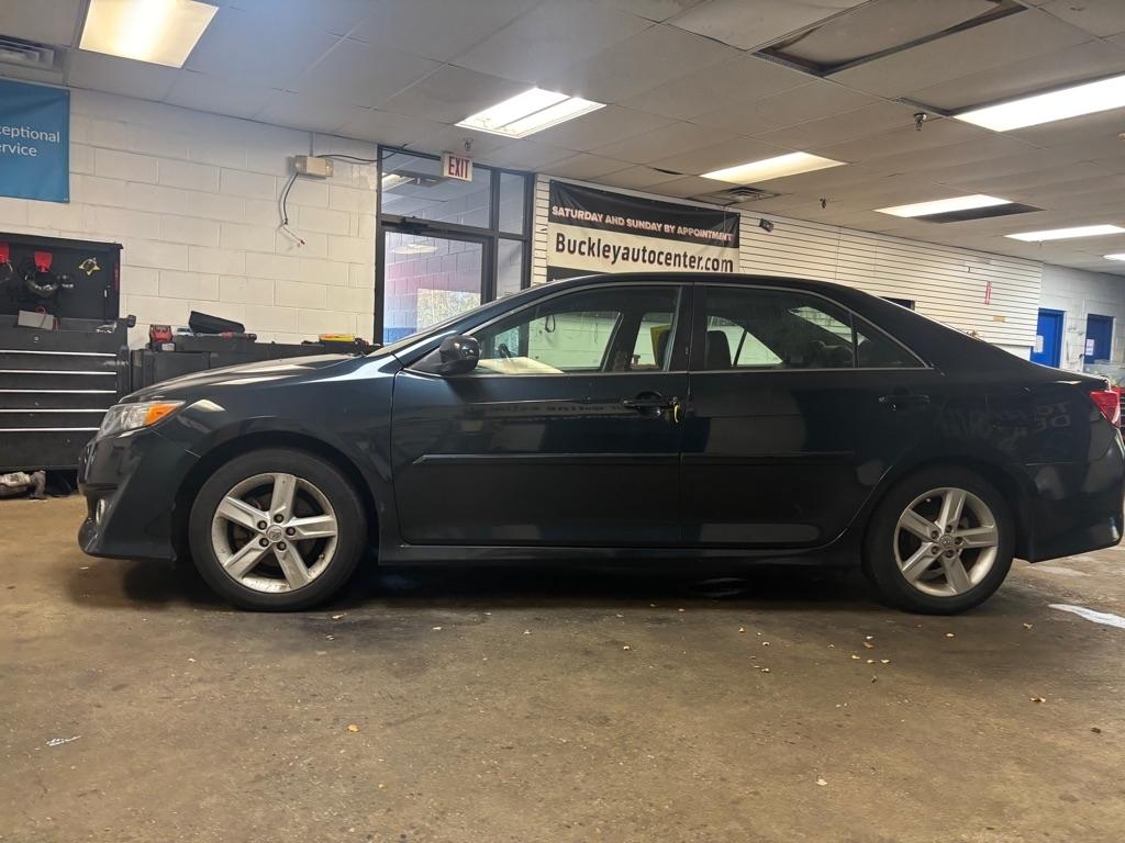 Toyota Camry L 2014