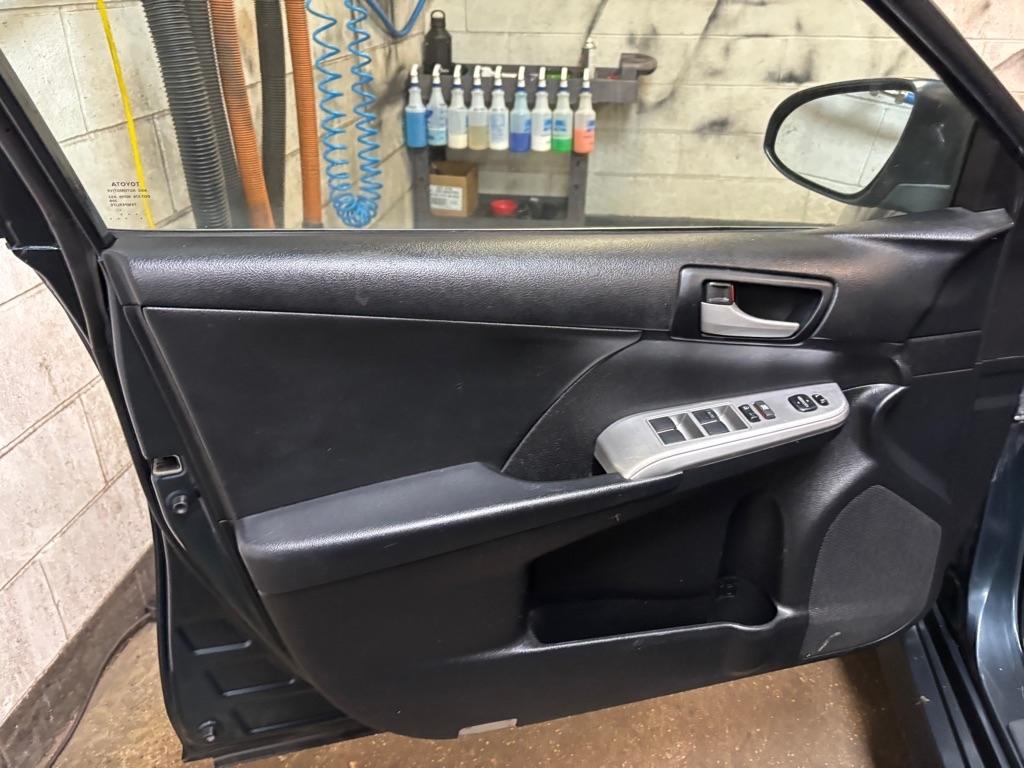Toyota Camry L 2014