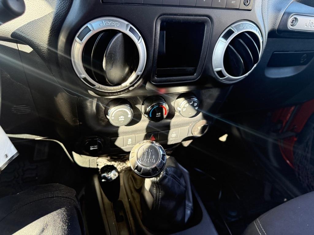 Jeep Wrangler Rubicon 4WD 2014