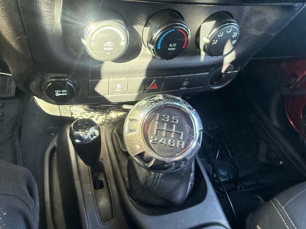 Jeep Wrangler Rubicon 4WD 2014
