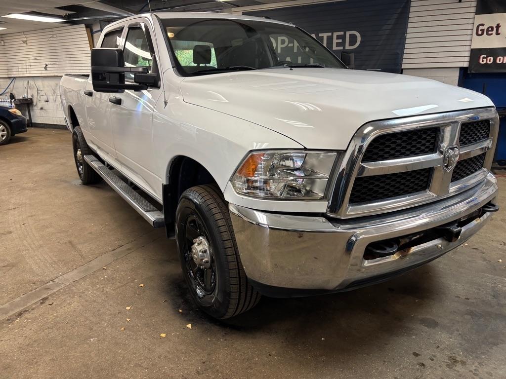 RAM 2500 Tradesman Crew Cab SWB 4WD 2017