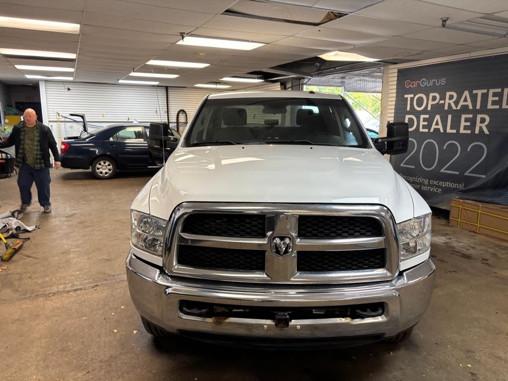 RAM 2500 Tradesman Crew Cab SWB 4WD 2017