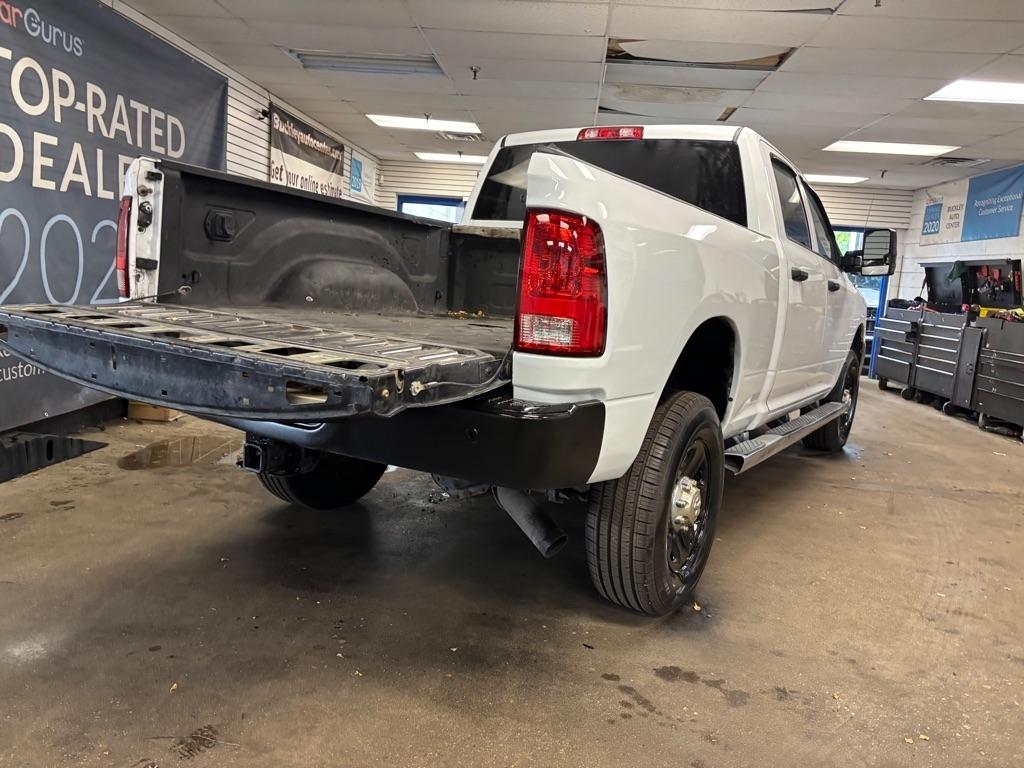 RAM 2500 Tradesman Crew Cab SWB 4WD 2017