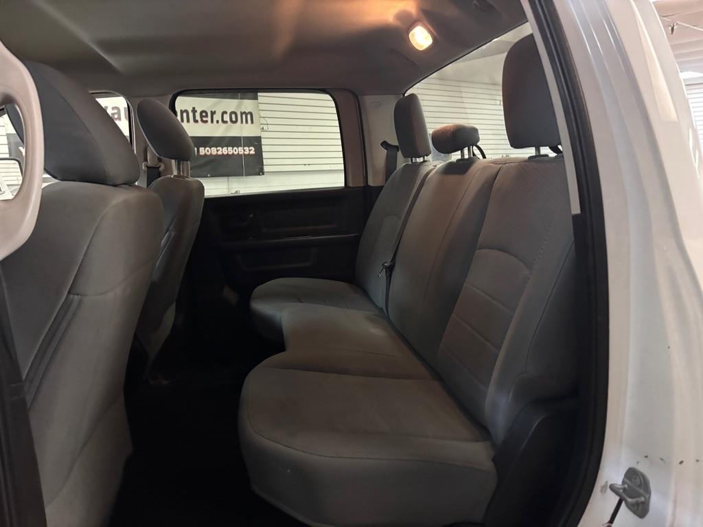 RAM 2500 Tradesman Crew Cab SWB 4WD 2017