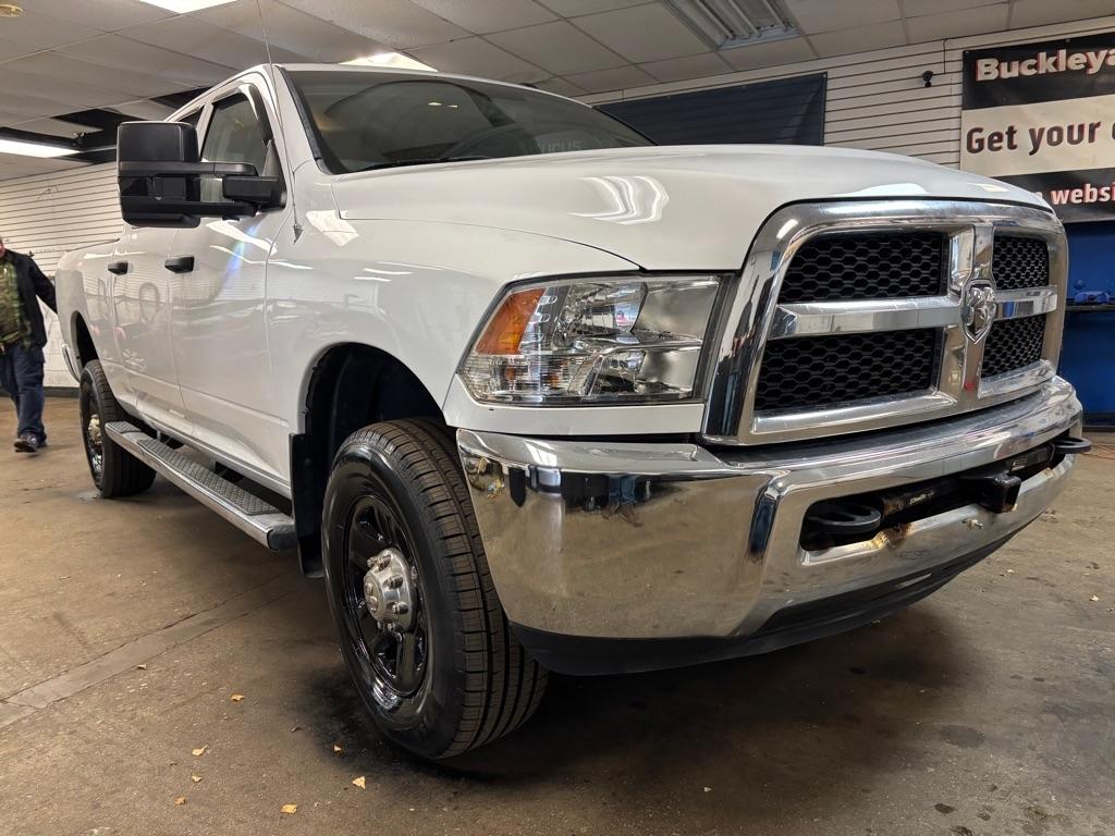 RAM 2500 Tradesman Crew Cab SWB 4WD 2017