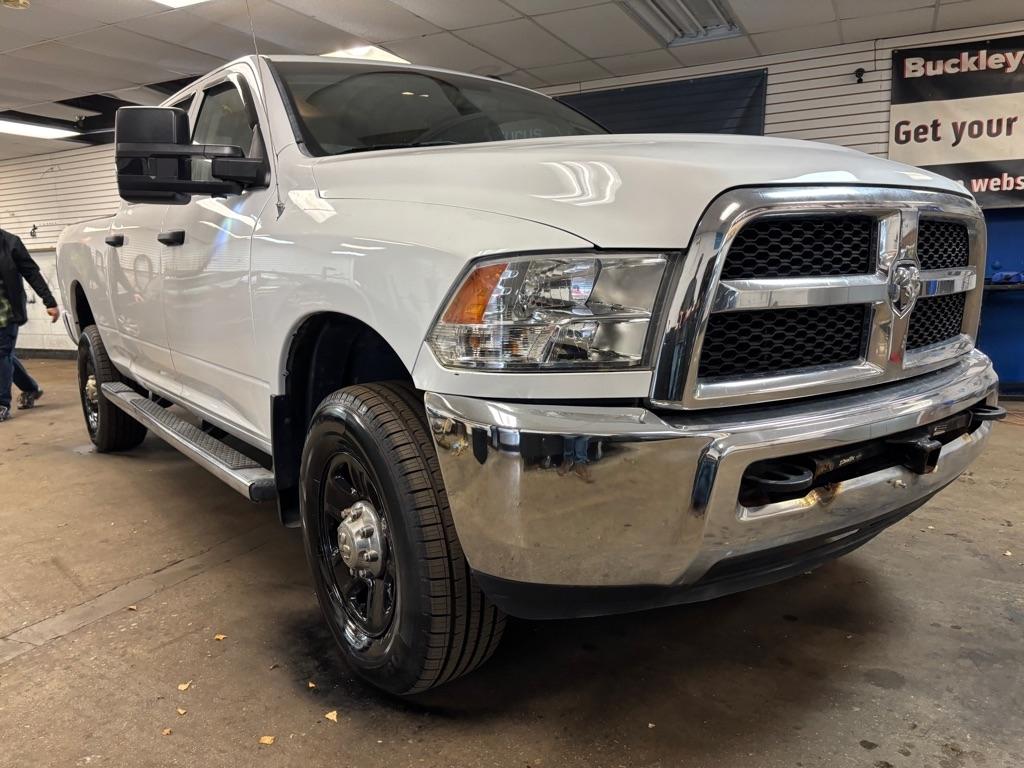 RAM 2500 Tradesman Crew Cab SWB 4WD 2017