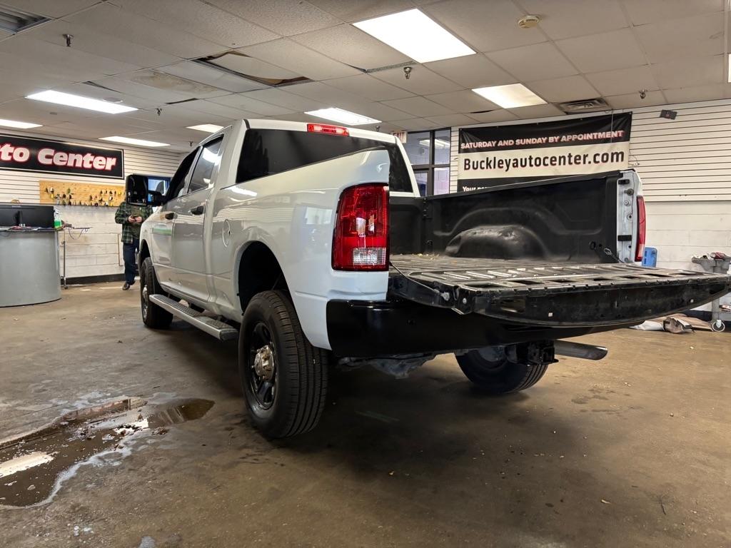 RAM 2500 Tradesman Crew Cab SWB 4WD 2017