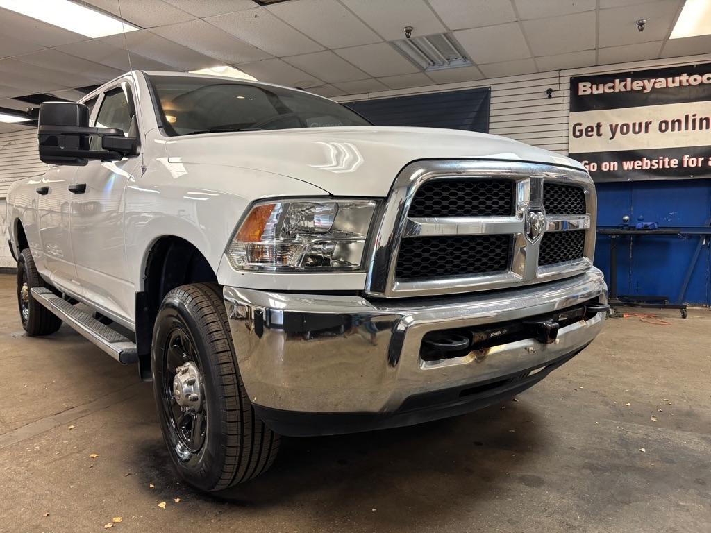 RAM 2500 Tradesman Crew Cab SWB 4WD 2017