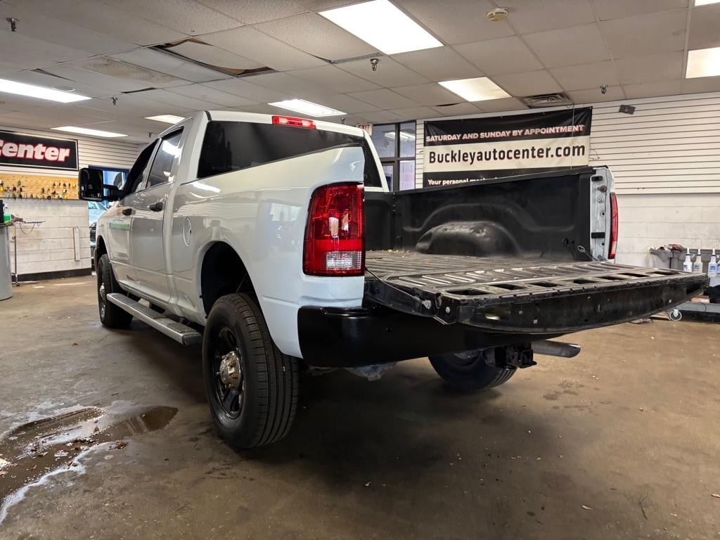 RAM 2500 Tradesman Crew Cab SWB 4WD 2017