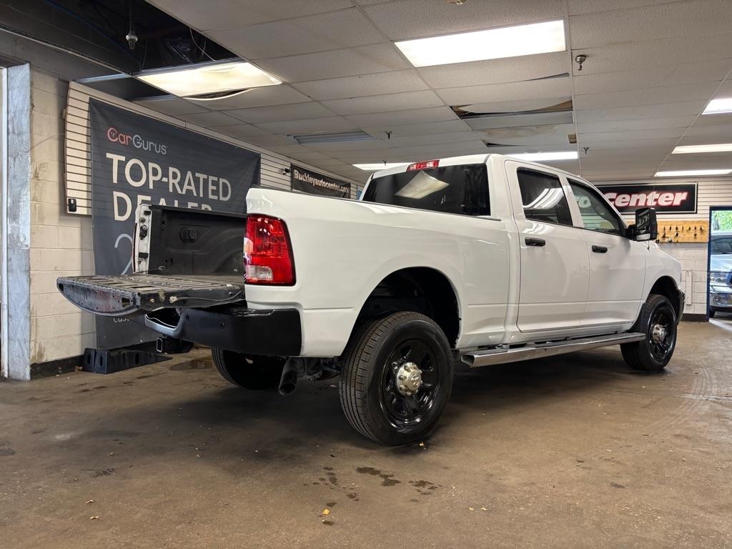 RAM 2500 Tradesman Crew Cab SWB 4WD 2017