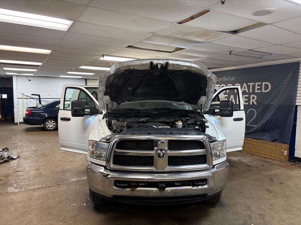 RAM 2500 Tradesman Crew Cab SWB 4WD 2017