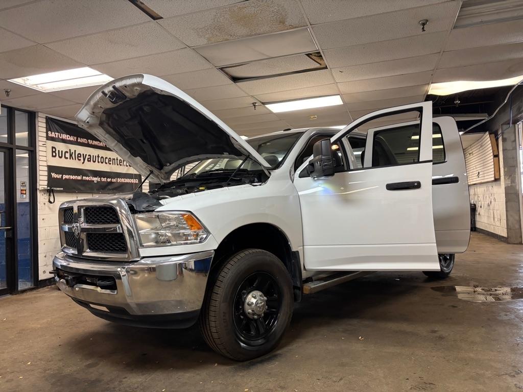 RAM 2500 Tradesman Crew Cab SWB 4WD 2017