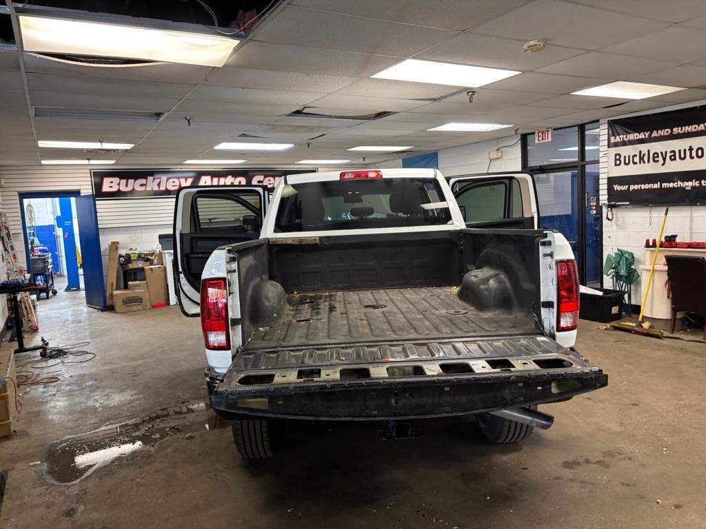 RAM 2500 Tradesman Crew Cab SWB 4WD 2017