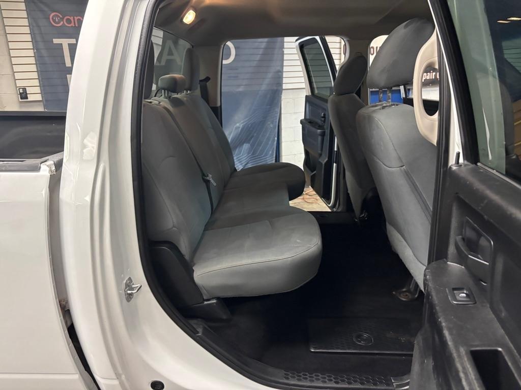 RAM 2500 Tradesman Crew Cab SWB 4WD 2017