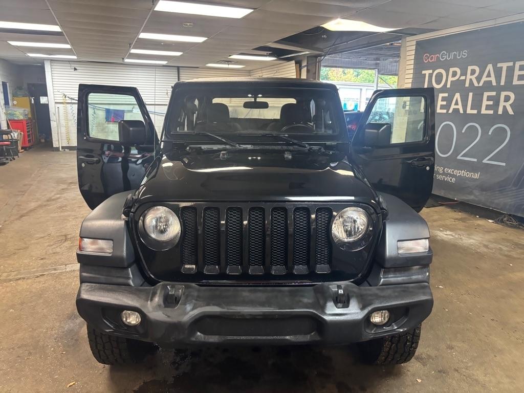 Jeep Wrangler Sport 4WD 2019