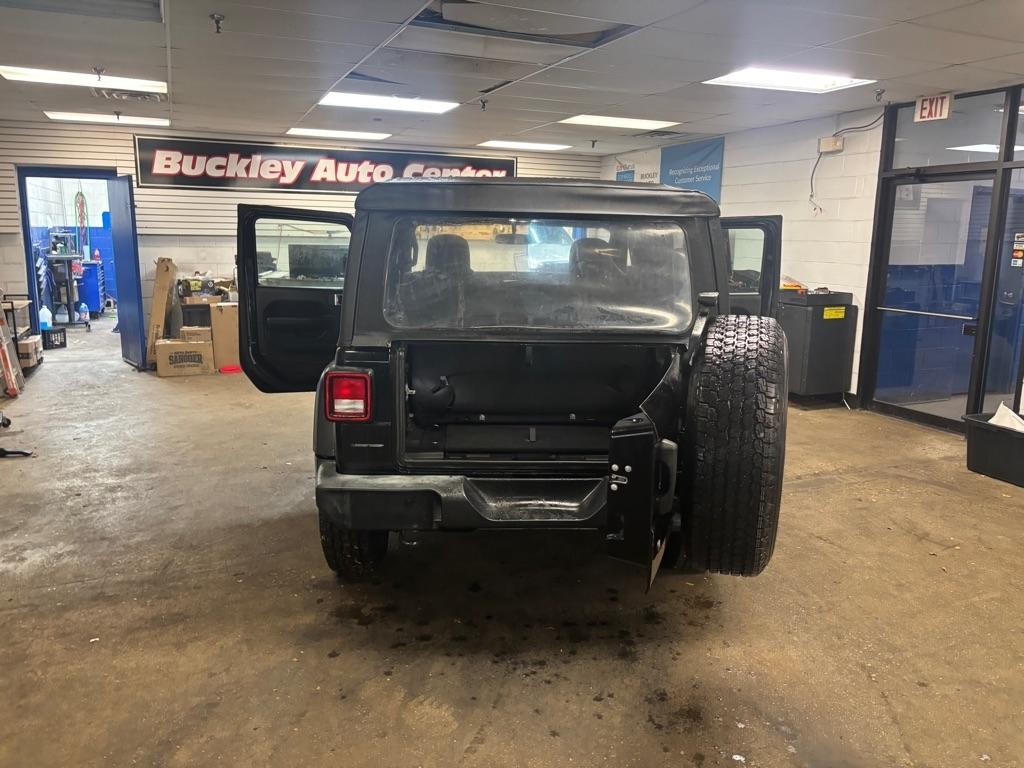 Jeep Wrangler Sport 4WD 2019