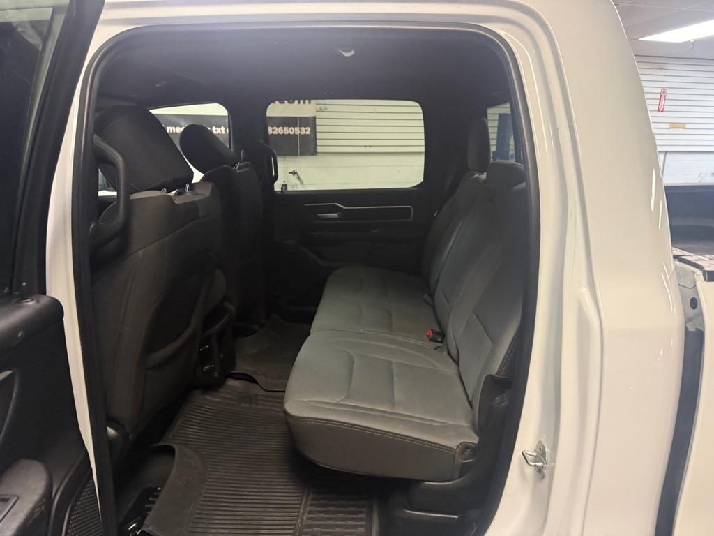 RAM 1500 Big Horn Crew Cab LWB 4WD 2023